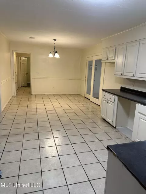 1151 Maria Dr, Jackson, MS 39204 photo 4