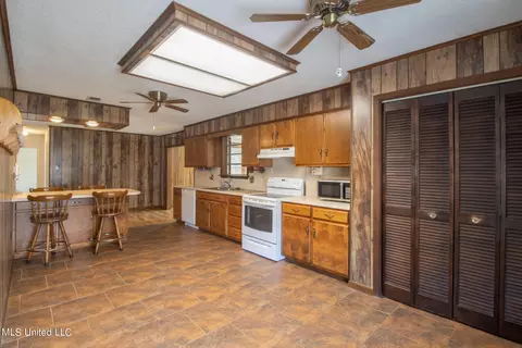 1122 Leigh St, Long Beach, MS 39560 photo 8