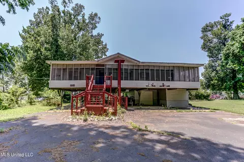 1145 Bee Tree Trl, Tunica, MS 38676