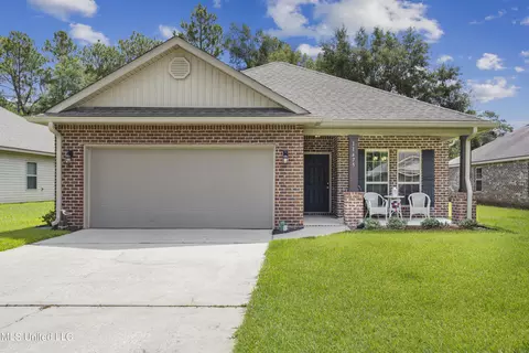 11475 Caroline Ct, Gulfport, MS 39503
