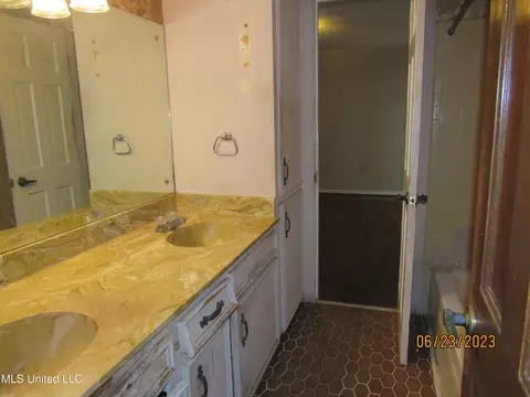 216 Northbrook Cir, Jackson, MS 39212 photo 11