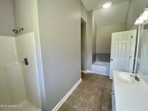 301 Seminole Cir, Terry, MS 39170 photo 15