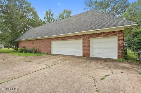 106 Oak Wood Dr, Raymond, MS 39154 photo 6