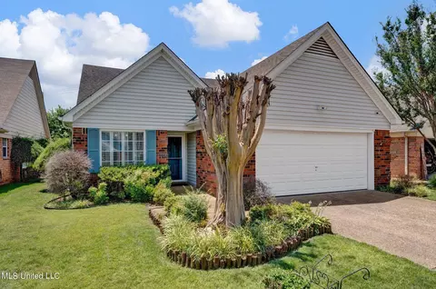 257 Gaslight Cv, Hernando, MS 38632
