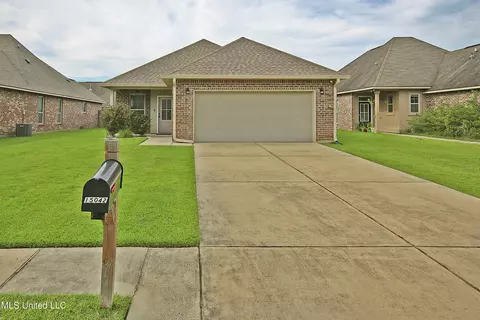 15042 Baylor Ave, Gulfport, MS 39503