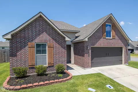 16784 Desmare St, Gulfport, MS 39503