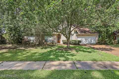209 Southwind Dr, Richland, MS 39218
