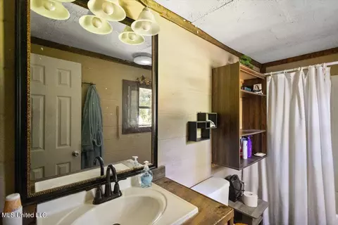 5285 Adams Station Rd, Edwards, MS 39066 photo 12