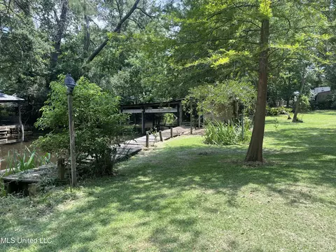 5112 Center Dr, Moss Point, MS 39563 photo 17