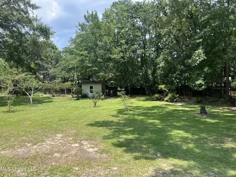5112 Center Dr, Moss Point, MS 39563 photo 16