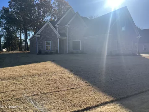 4082 Vineyard Dr, Southaven, MS 38672
