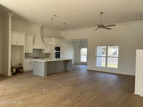 114 Sweetbriar Dr, Canton, MS 39046 photo 3