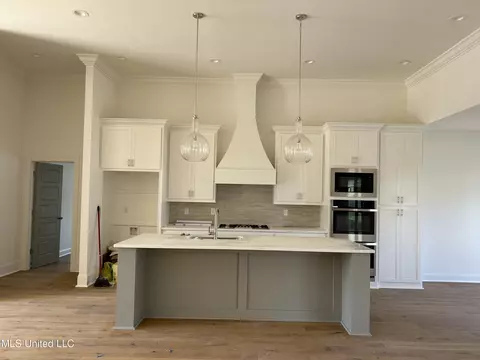 114 Sweetbriar Dr, Canton, MS 39046 photo 5