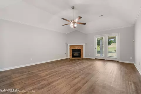 477 Fairway Oaks Dr, Hernando, MS 38632 photo 16