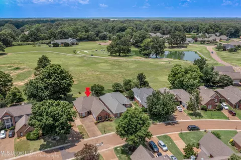 477 Fairway Oaks Dr, Hernando, MS 38632 photo 3