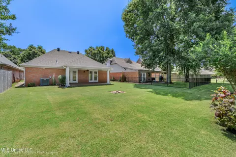 477 Fairway Oaks Dr, Hernando, MS 38632 photo 8