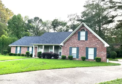 115 Vinee Ct, Jackson, MS 39212