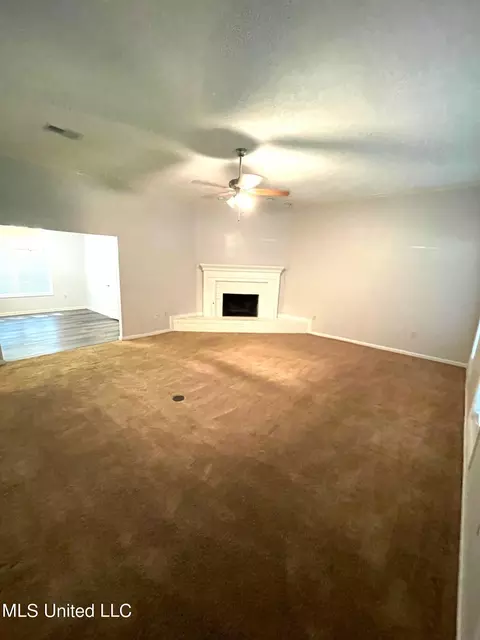115 Vinee Ct, Jackson, MS 39212 photo 2