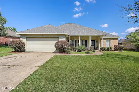 3105 Tynes Dr, Byram, MS 39272