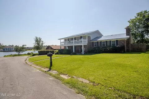 12417 Ridgeland Ct, Gulfport, MS 39503