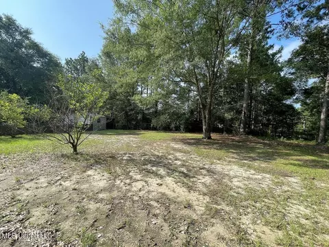 18365 Leslis Ln, Saucier, MS 39574 photo 17