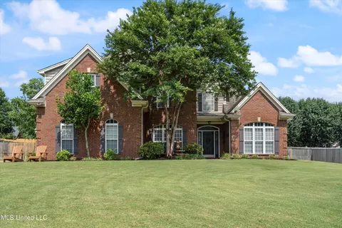 6522 Darren Dr, Olive Branch, MS 38654