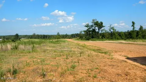15 Quitman Rd, Grenada, MS 38901 photo 5