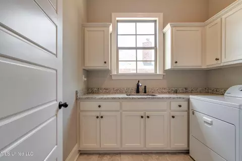 4183 W Lundy Bnd, Olive Branch, MS 38654 photo 51