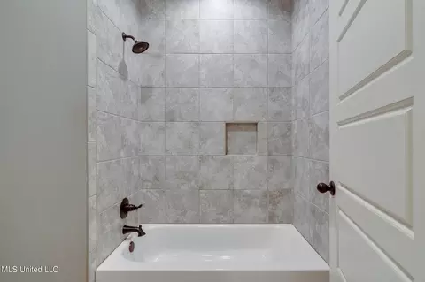 4183 W Lundy Bnd, Olive Branch, MS 38654 photo 42
