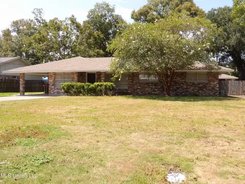310 Lynwood Cir, Long Beach, MS 39560
