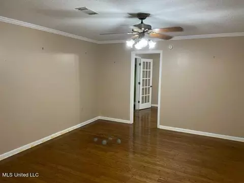 109 Eastgate Cir, Forest, MS 39074 photo 9