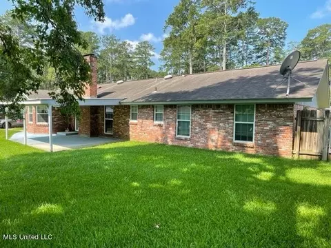 109 Eastgate Cir, Forest, MS 39074 photo 3