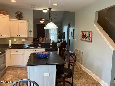 4659 E Dublin, Olive Branch, MS 38654 photo 6