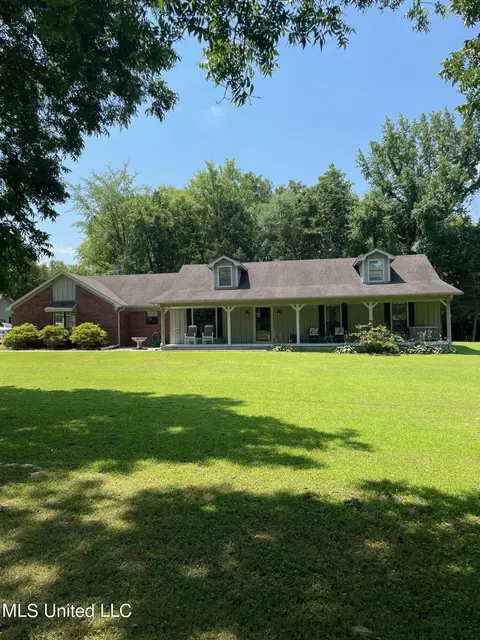 6645 Blue Bird Lane Ln, Olive Branch, MS 38654