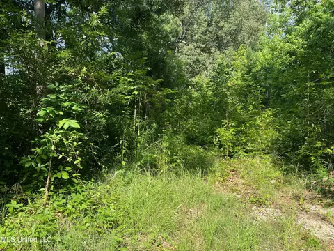 78 Maple Dr, Byhalia, MS 38611