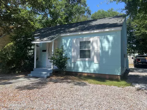 179 Bilmarsan Dr, Biloxi, MS 39531