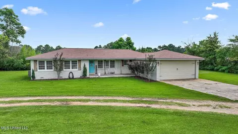 448 New Hope Rd, Mount Olive, MS 39119