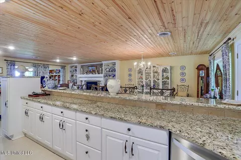 367 Lake Harbor Rd, Brandon, MS 39047 photo 13