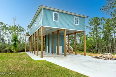 3528 Loulu Pl, Diamondhead, MS 39525 photo 2