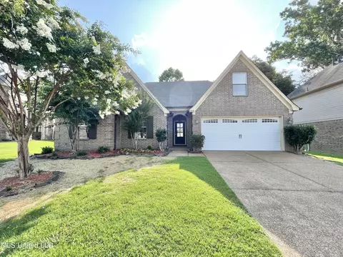 3058 Wren St, Hernando, MS 38632 photo 1