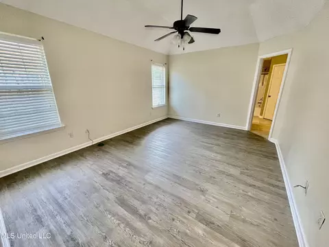 3058 Wren St, Hernando, MS 38632 photo 9