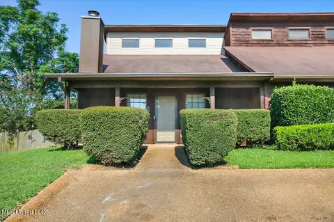 12 Northtown Rd #A, Jackson, MS 39211