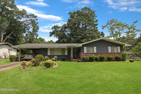 910 Witsell Rd, Jackson, MS 39206