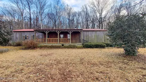 10064 Dummyline Rd, Batesville, MS 38606