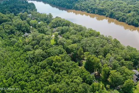Pascagoula River Road, Moss Point, MS 39562