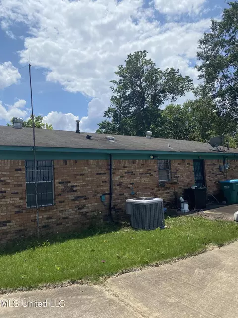 162 Lyons Srive Dr, Grenada, MS 38901 photo 4