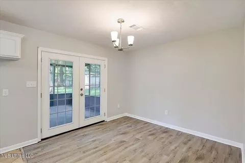 111 Kildare Ct, Jackson, MS 39209 photo 9