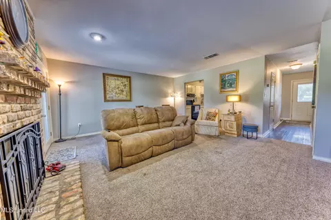 233 Highpoint Dr, Diamondhead, MS 39525 photo 9