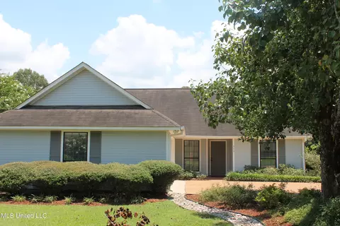 545 Bedford Cir, Madison, MS 39110