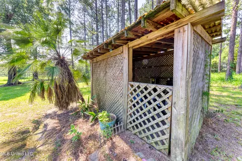 120 Karls Way, Lucedale, MS 39452 photo 9